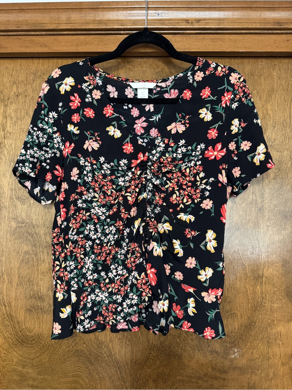 H&M Black Floral Short Sleeve Twist-Front Top